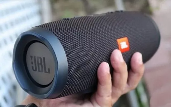 1714984272_portativnaya-blyutuz-kolonka.png Портативна блютуз-колонка JBL Charge 3 колонка з USB,SD,FM - Image 7