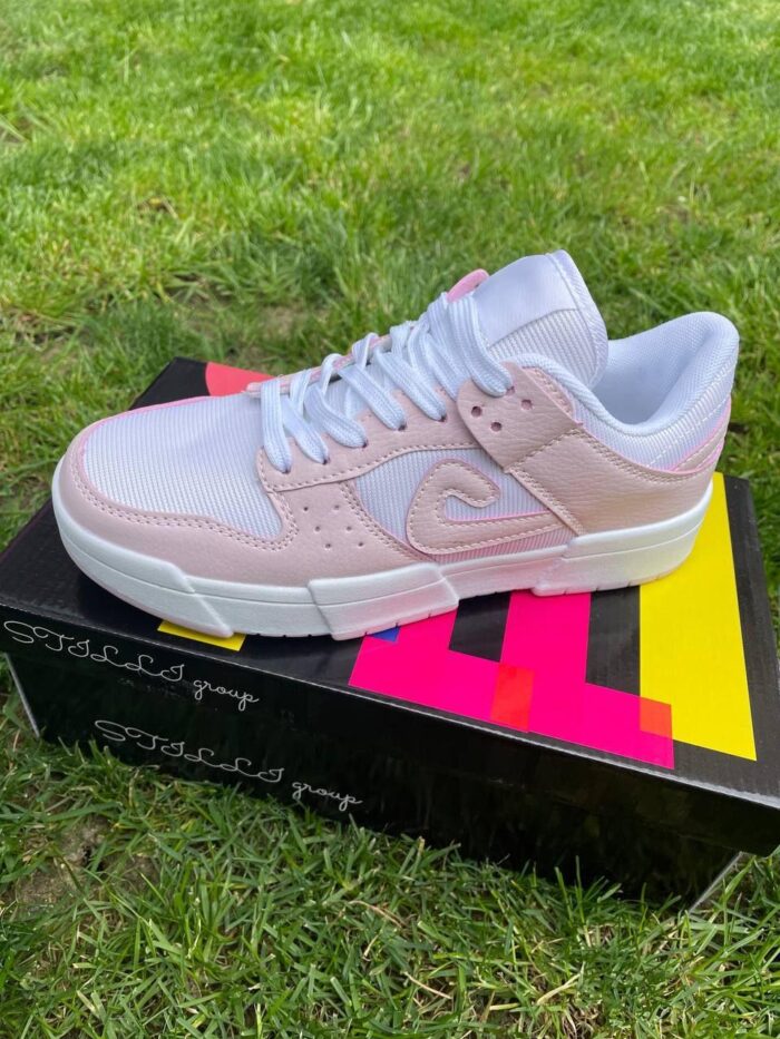 Жіночі кросівки NIKE DUNK - Зображення 1